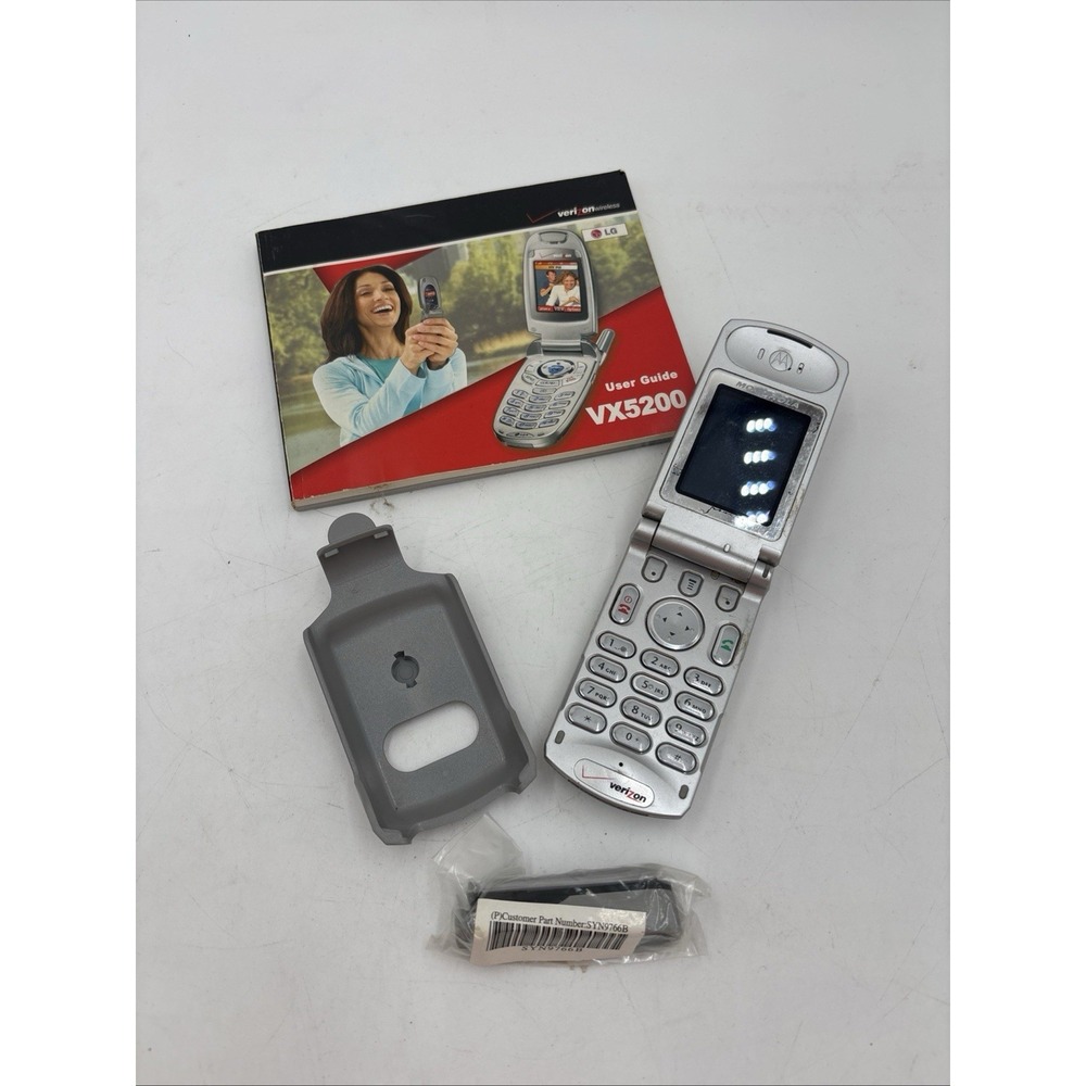 LG VX5200 - Silver and Blue ( Verizon ) Cellular Flip Phone. No cord. Not Tested